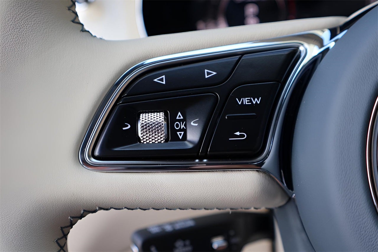 2025 Bentley Bentayga Azure V8