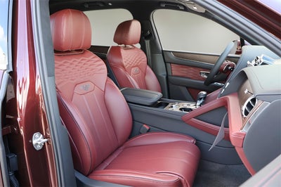 2025 Bentley Bentayga V8