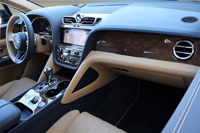 2025 Bentley Bentayga V8