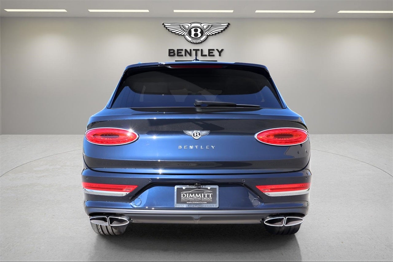 2025 Bentley Bentayga V8