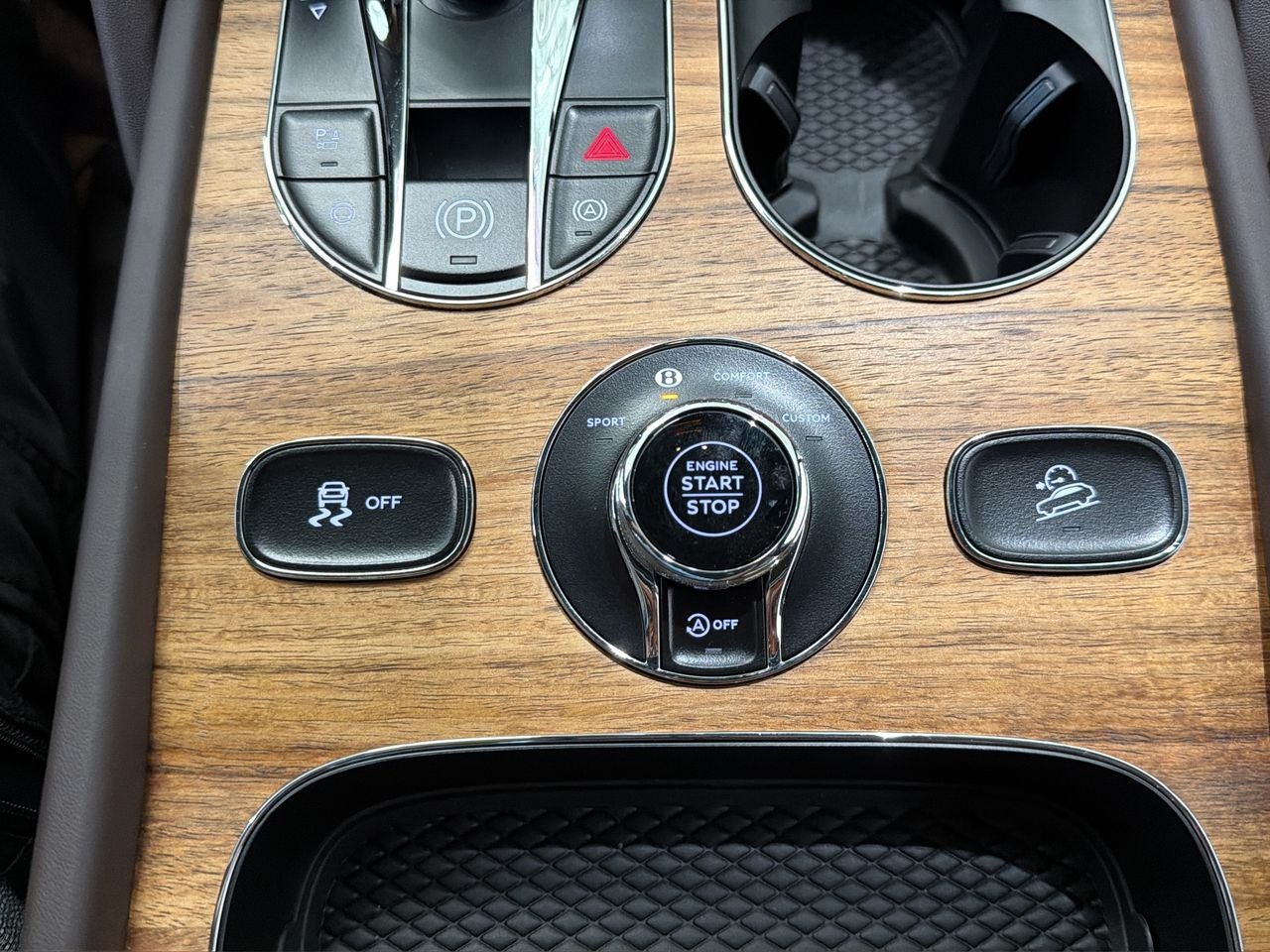 2027 Bentley Bentayga Base