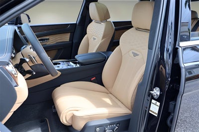 2025 Bentley Bentayga Azure V8