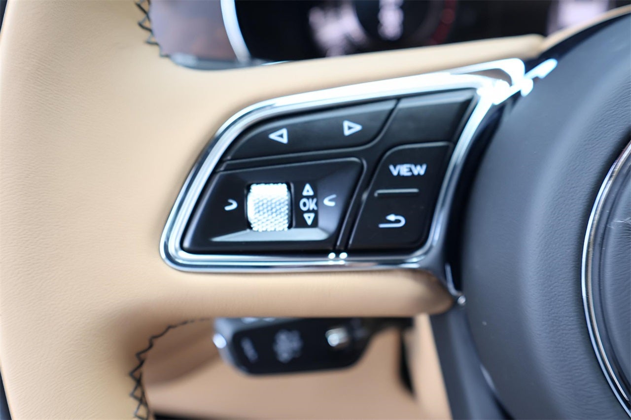 2025 Bentley Bentayga Azure V8