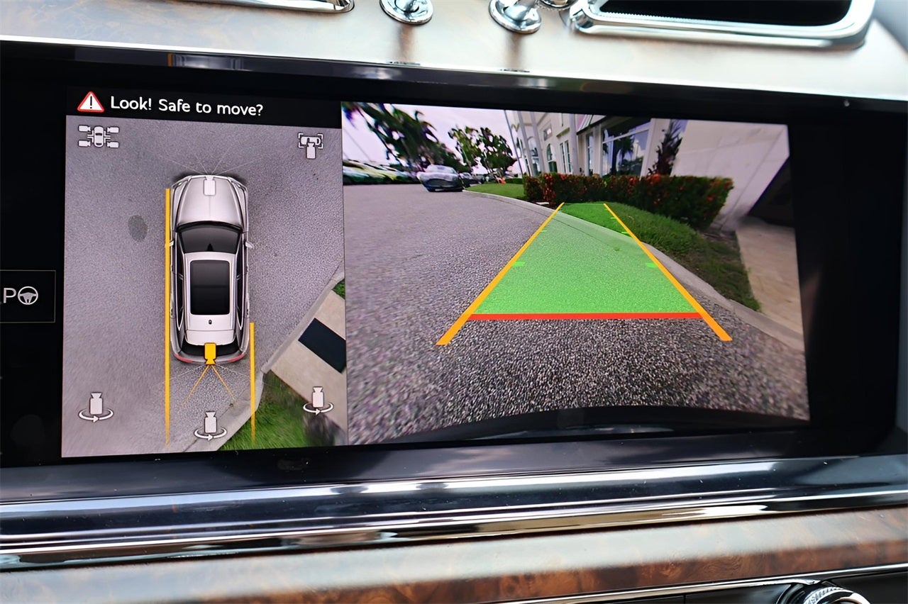 2025 Bentley Bentayga Azure V8