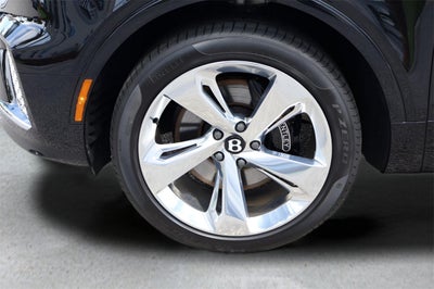 2025 Bentley Bentayga Azure V8