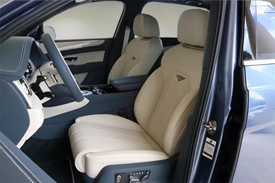 2025 Bentley Bentayga EWB Azure V8