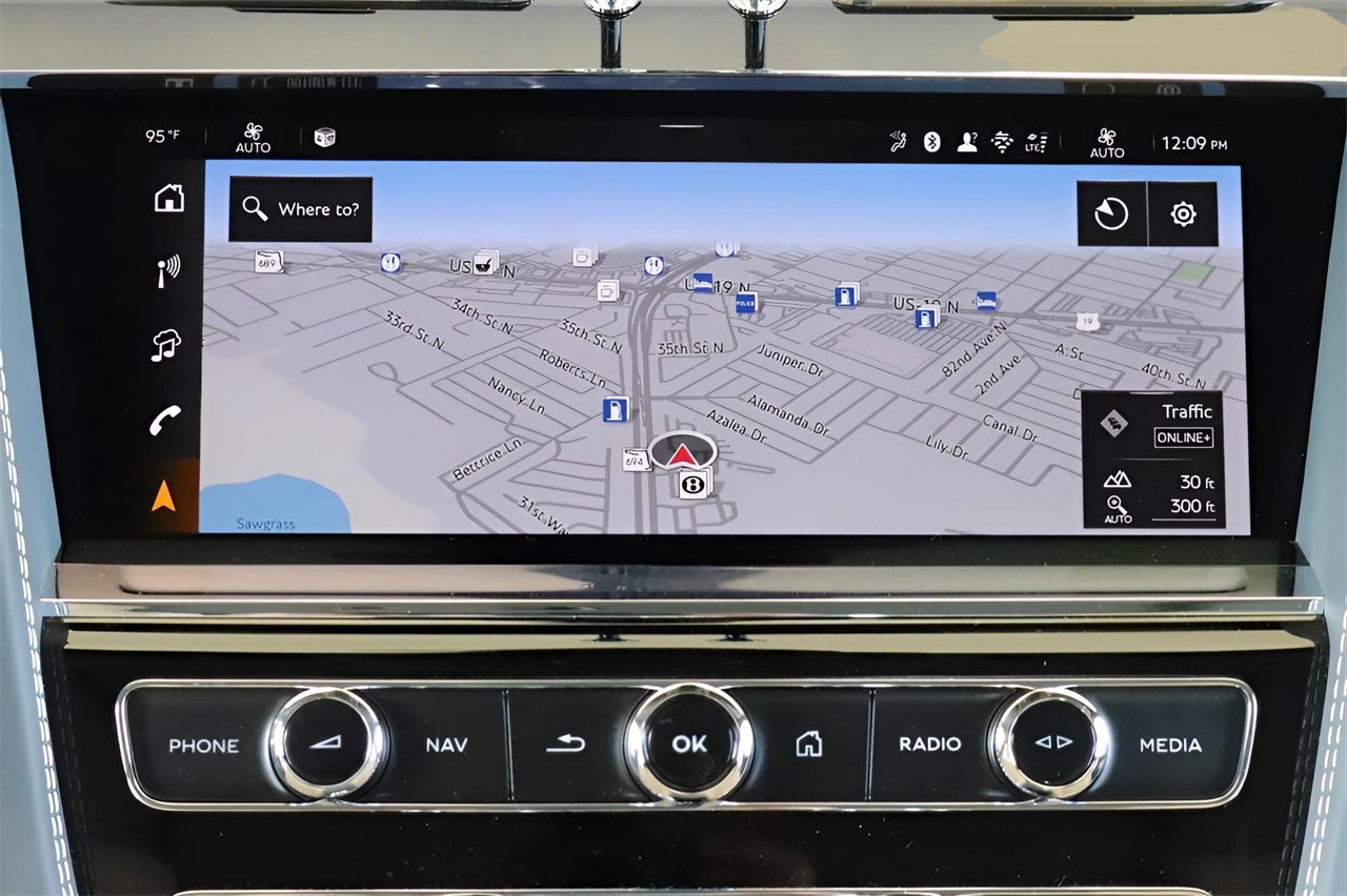 2025 Bentley Bentayga EWB Azure V8