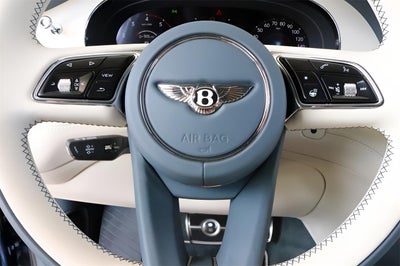 2025 Bentley Bentayga EWB Azure V8