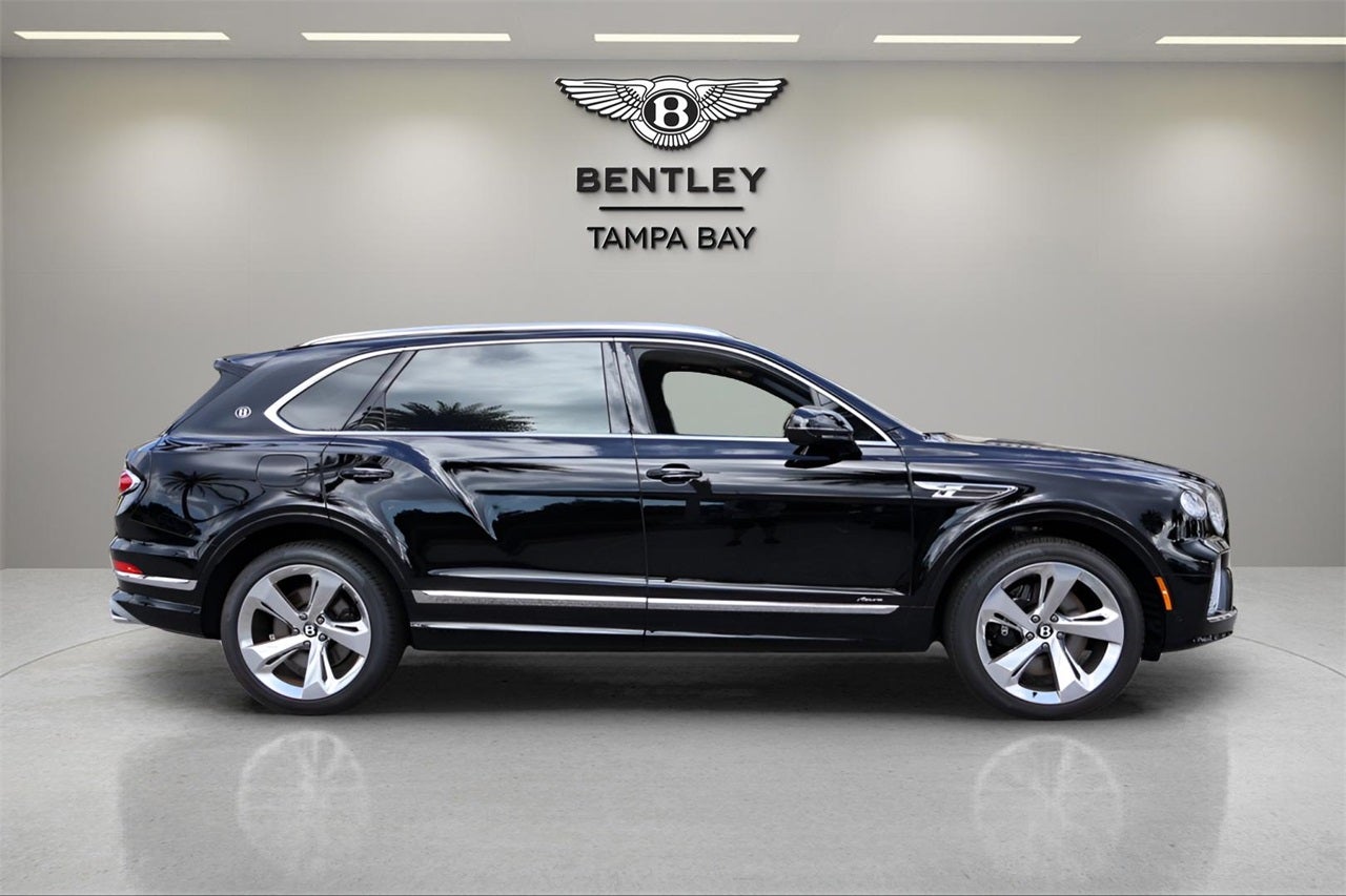 2025 Bentley Bentayga EWB V8