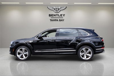 2025 Bentley Bentayga EWB V8