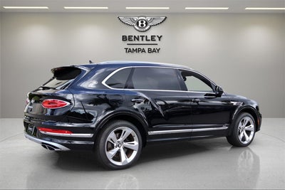 2025 Bentley Bentayga EWB V8