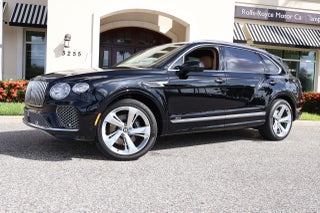 2024 Bentley Bentayga EWB V8