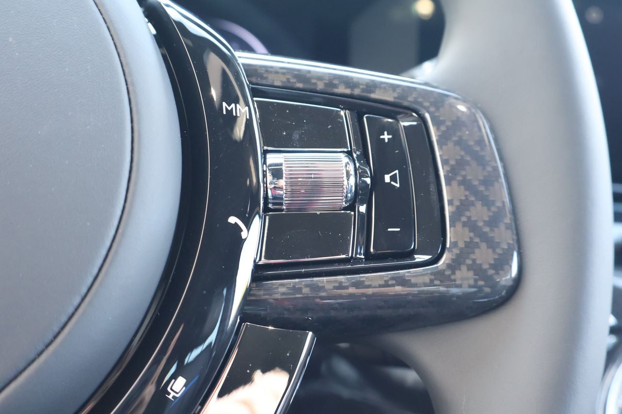 2027 Rolls-Royce Cullinan Black Badge
