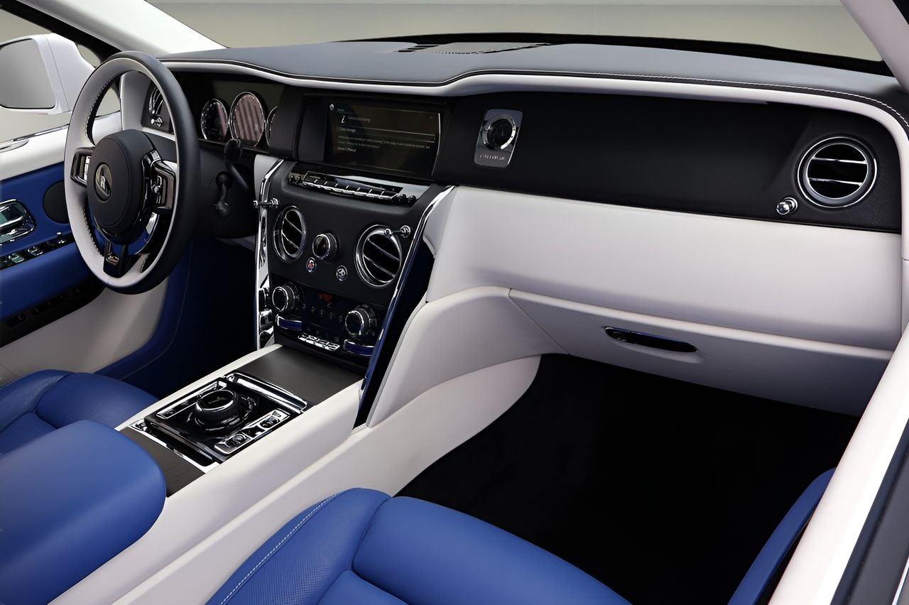 2023 Rolls-Royce Cullinan Base