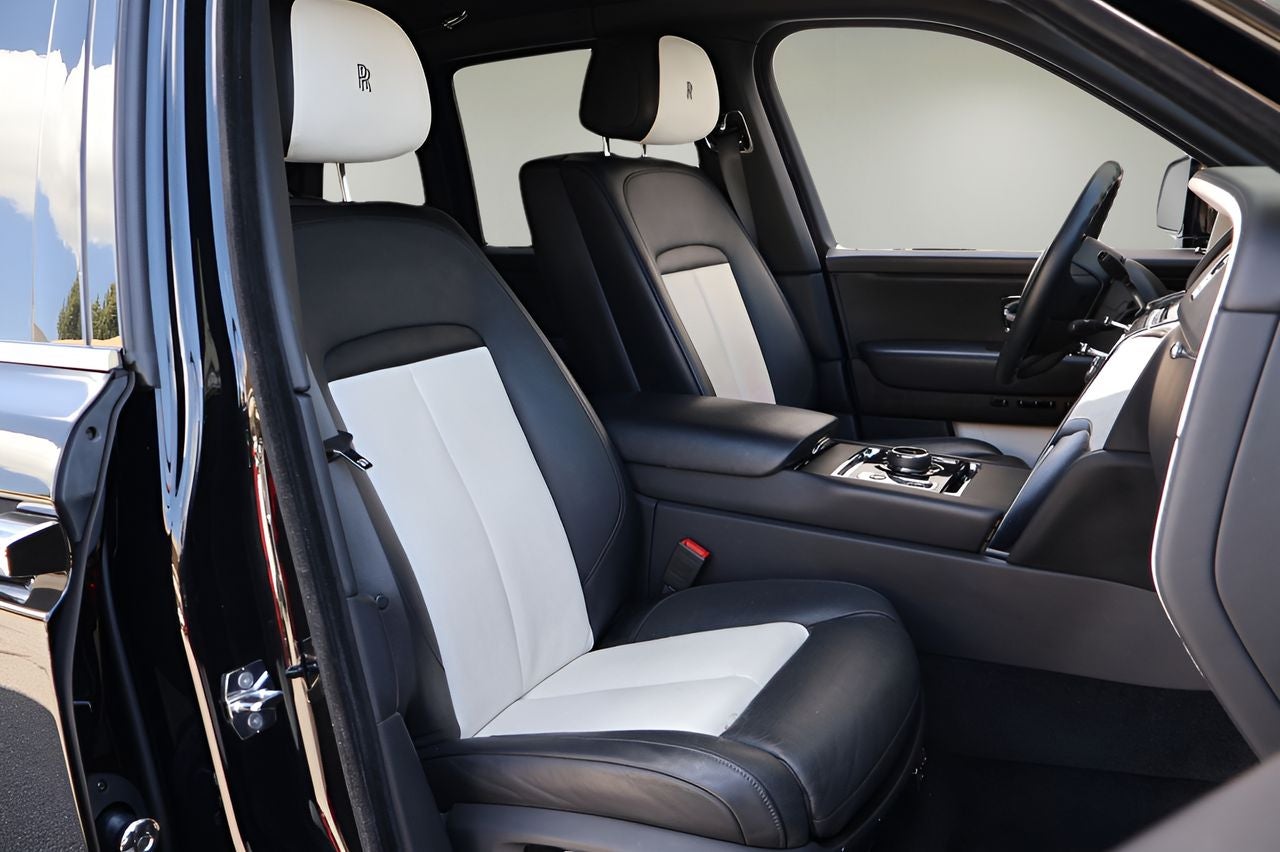 2022 Rolls-Royce Cullinan Base