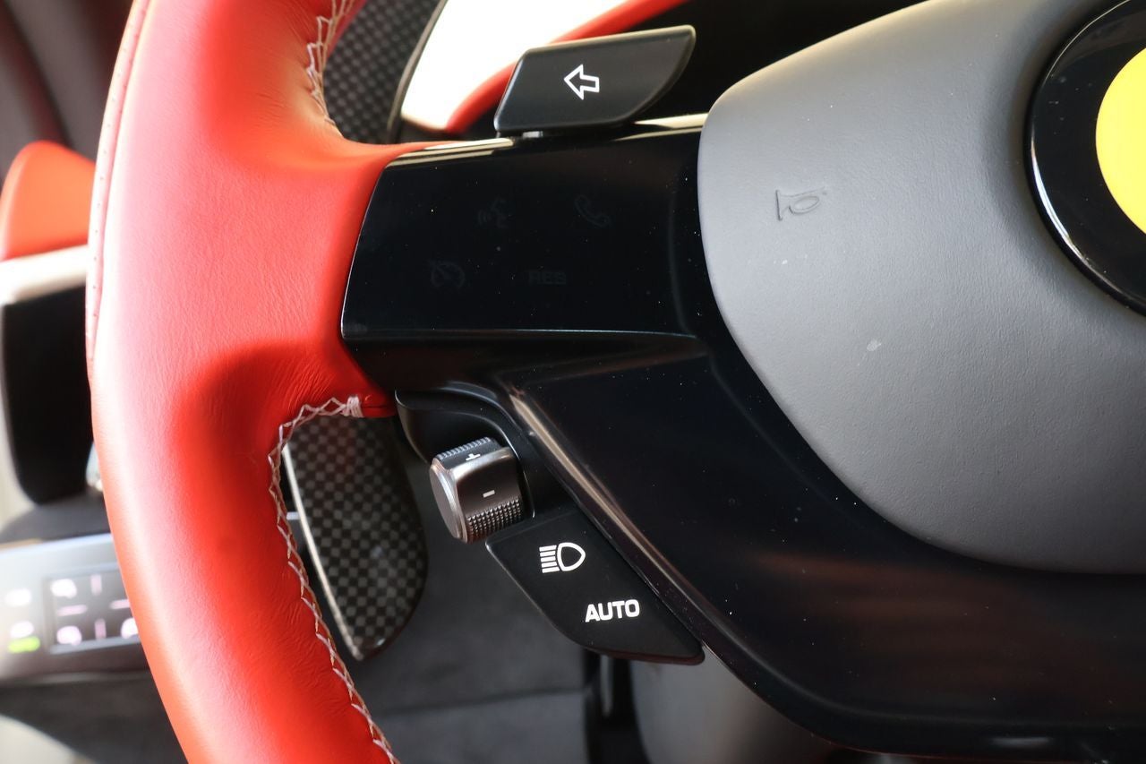 2023 Ferrari Roma Base