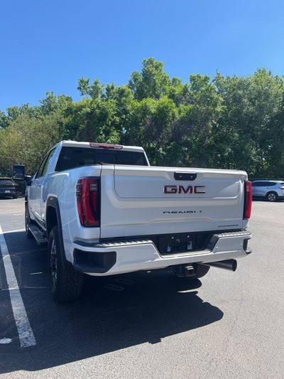 2025 GMC Sierra 2500HD Denali