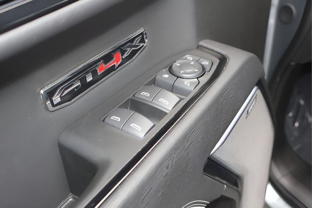 2025 GMC Sierra 1500 AT4X