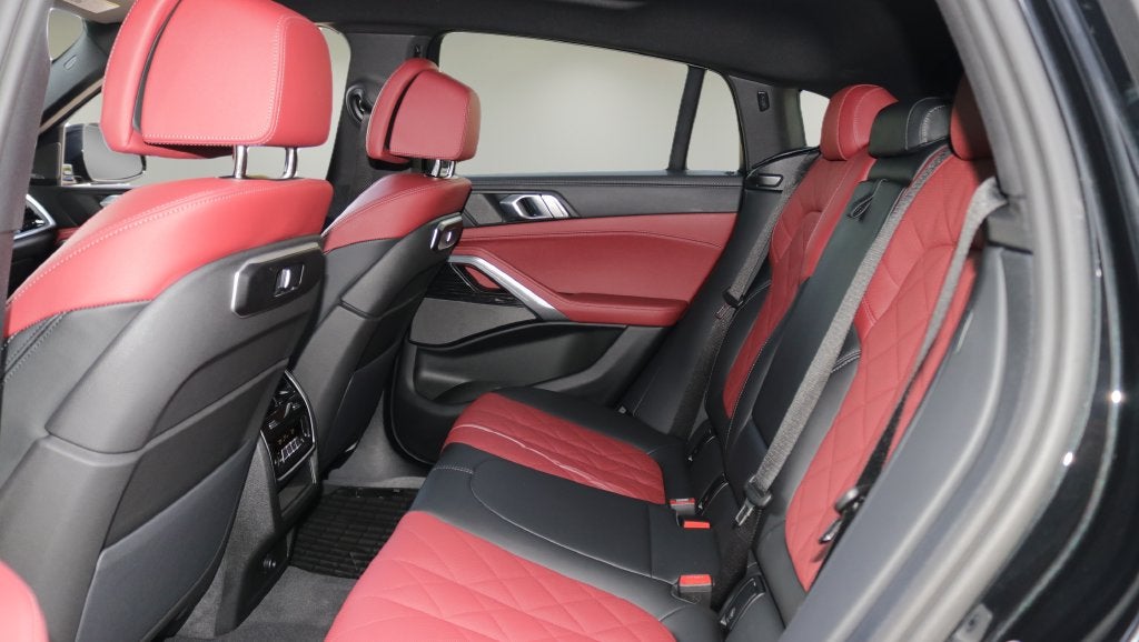 2026 BMW X6 xDrive40i