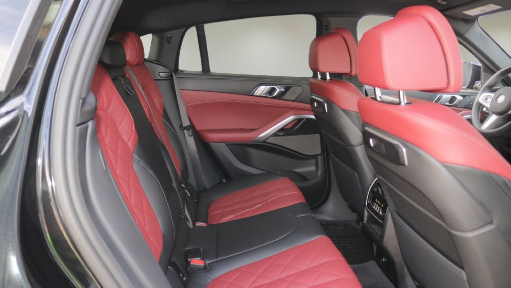 2026 BMW X6 xDrive40i