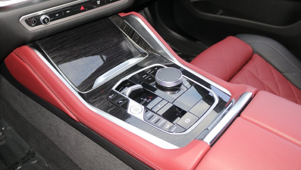 2026 BMW X6 xDrive40i
