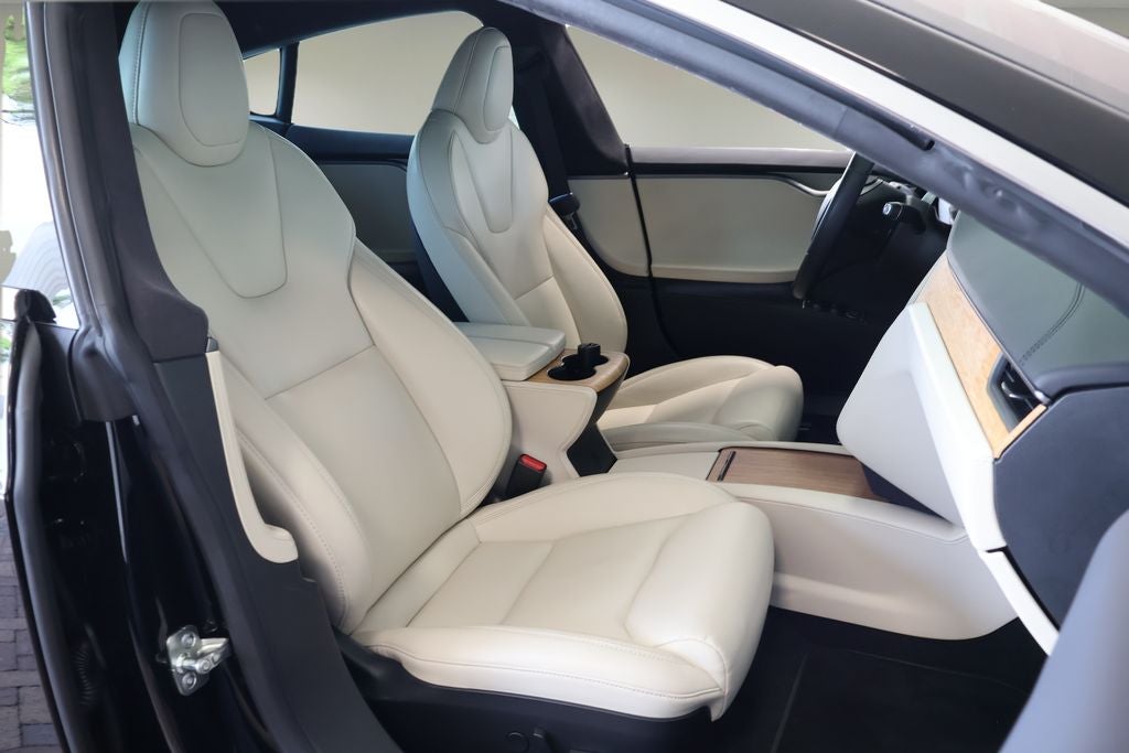 2020 Tesla Model S Base