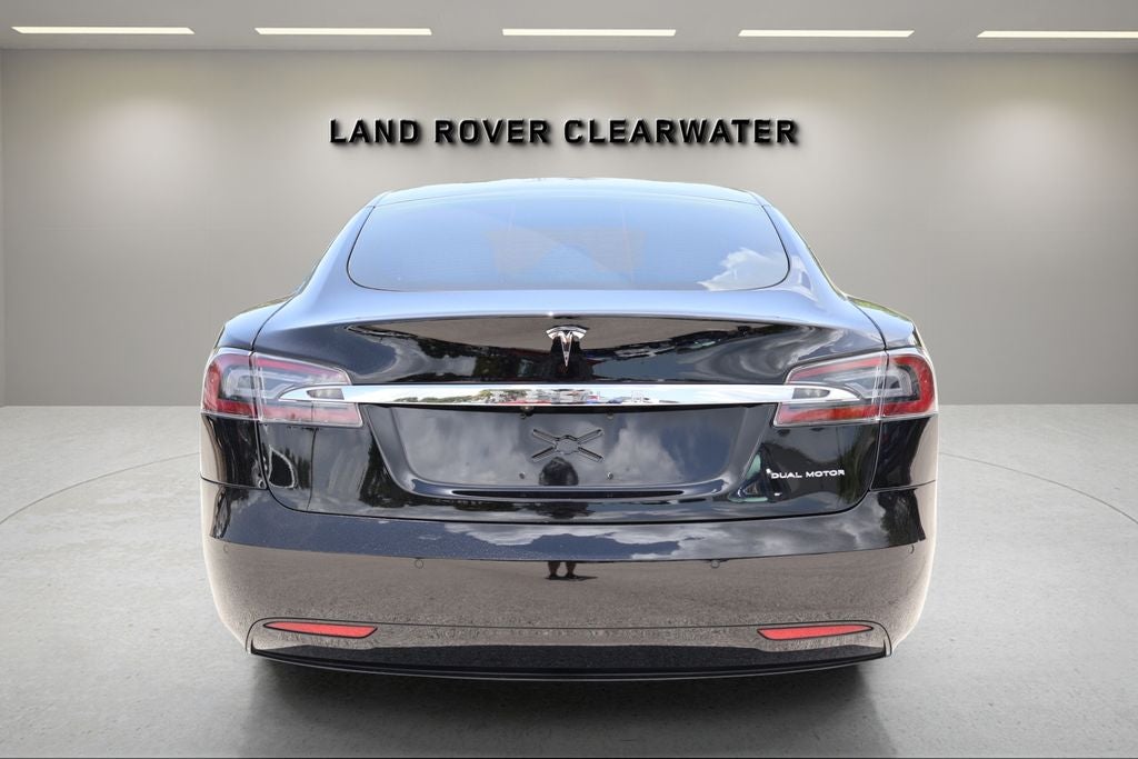 2020 Tesla Model S Base