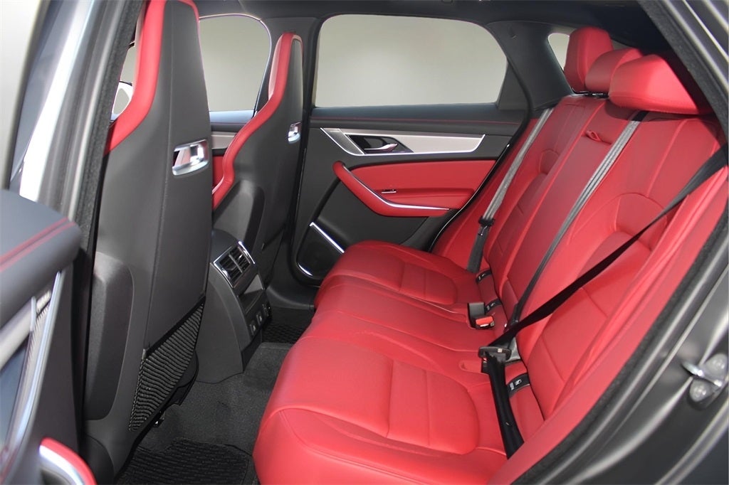 2026 Jaguar F-PACE P250 R-Dynamic S