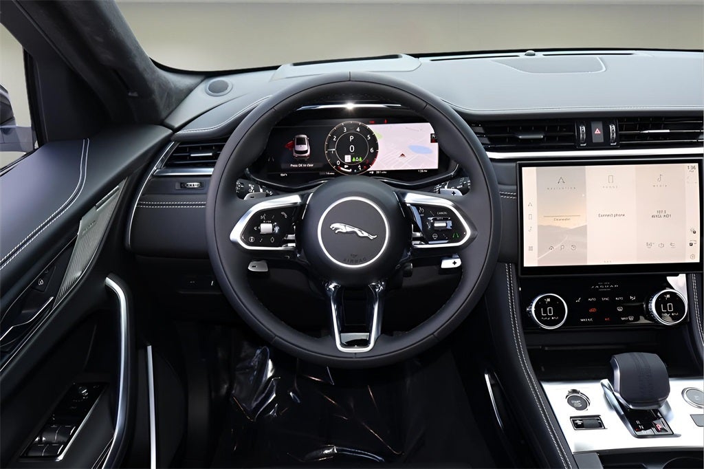 2026 Jaguar F-PACE P250 R-Dynamic S