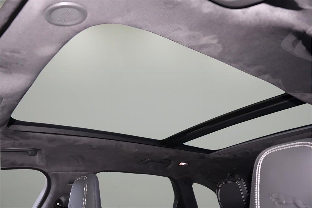 2026 Jaguar F-PACE P250 R-Dynamic S