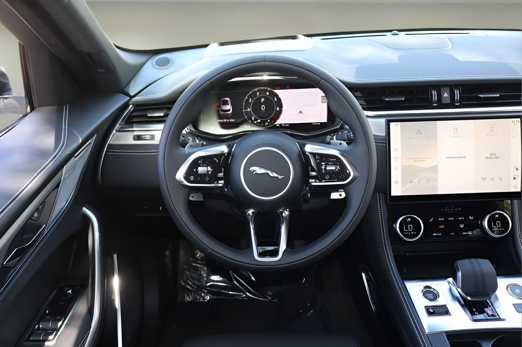 2026 Jaguar F-PACE P250 R-Dynamic S
