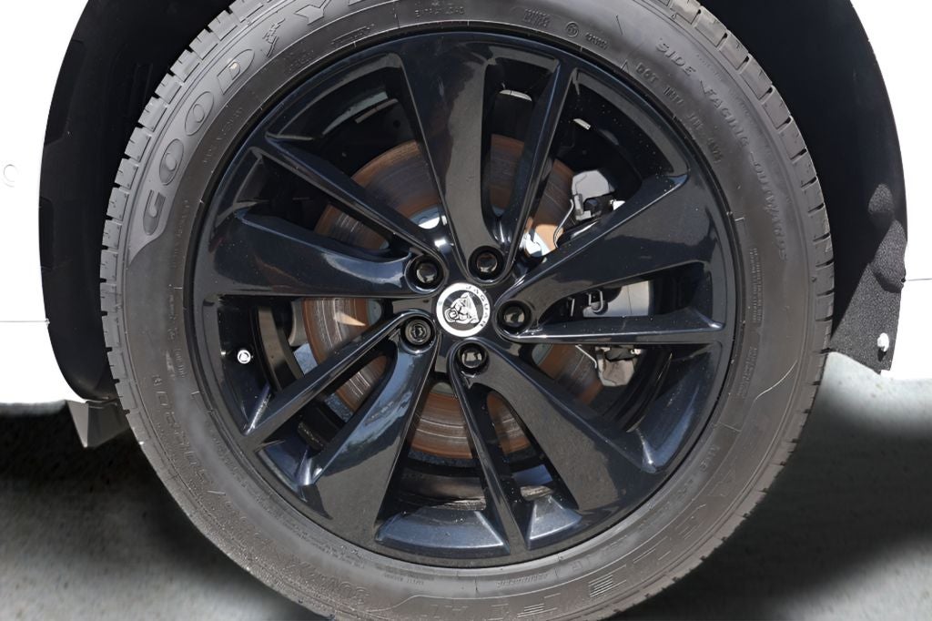2026 Jaguar F-PACE P250 R-Dynamic S
