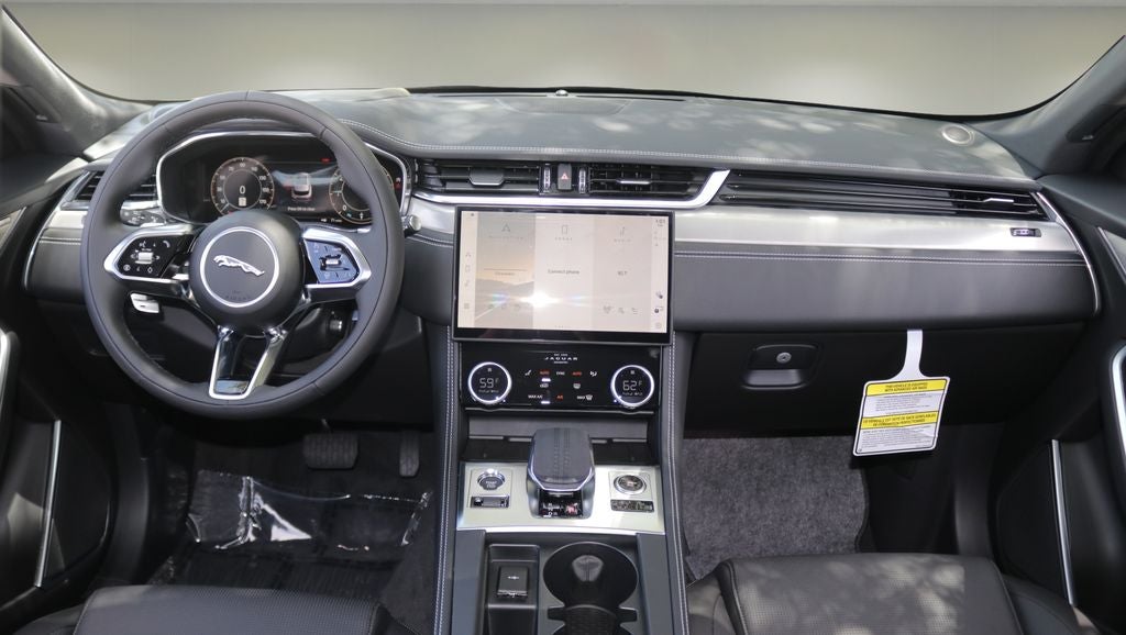 2026 Jaguar F-PACE P250 R-Dynamic S