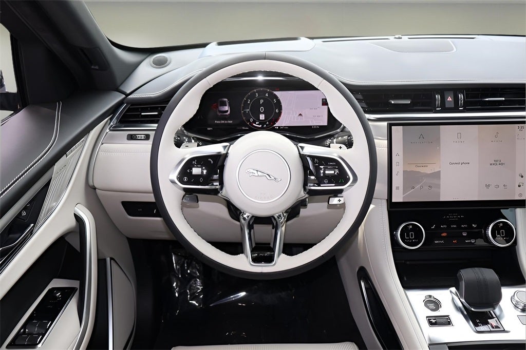 2026 Jaguar F-PACE P250 R-Dynamic S