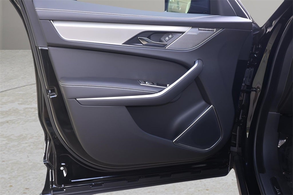 2026 Jaguar F-PACE P250 R-Dynamic S