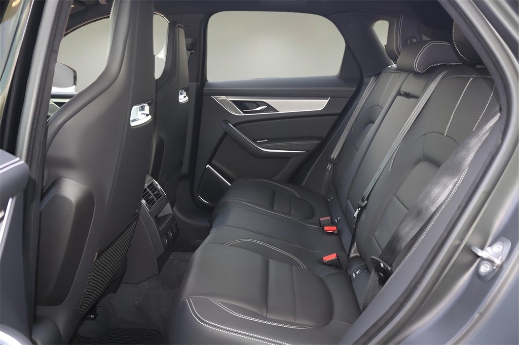 2026 Jaguar F-PACE P250 R-Dynamic S