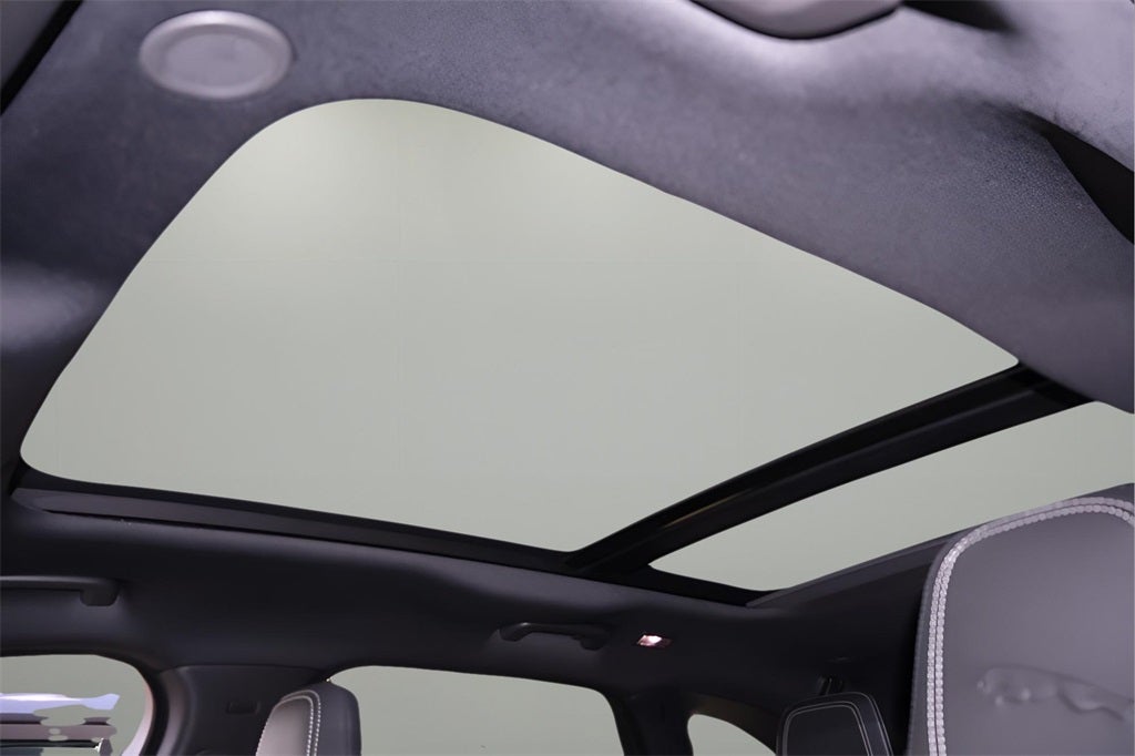 2026 Jaguar F-PACE P250 R-Dynamic S