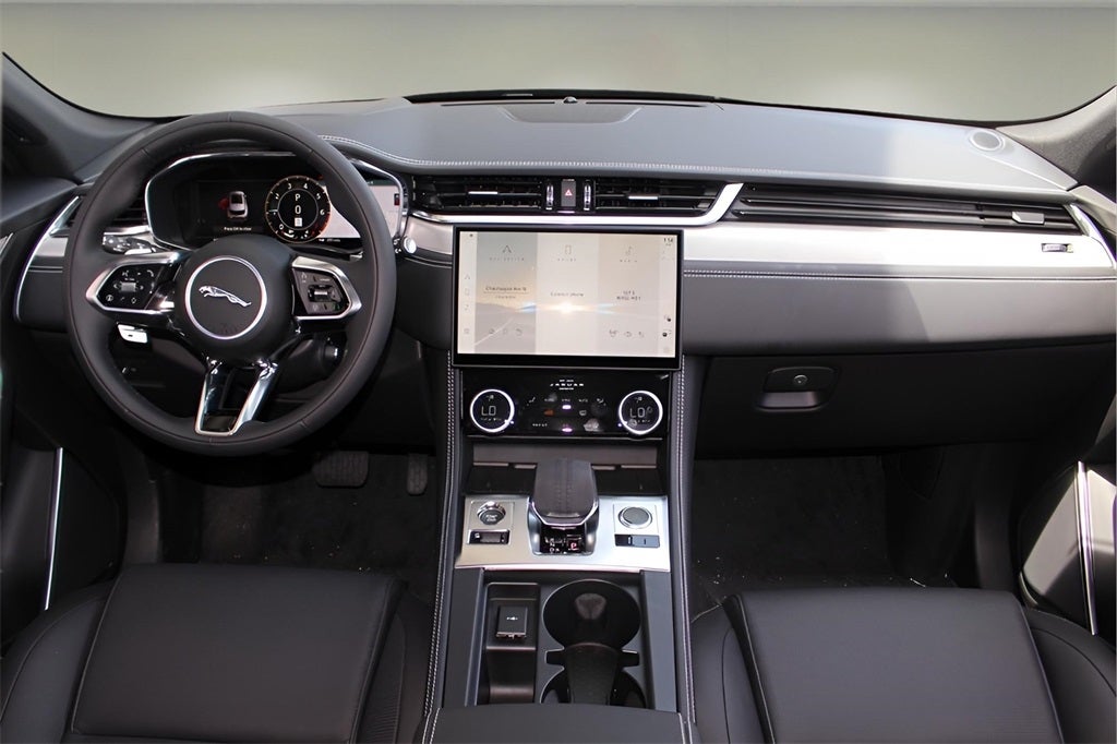 2026 Jaguar F-PACE P250 R-Dynamic S