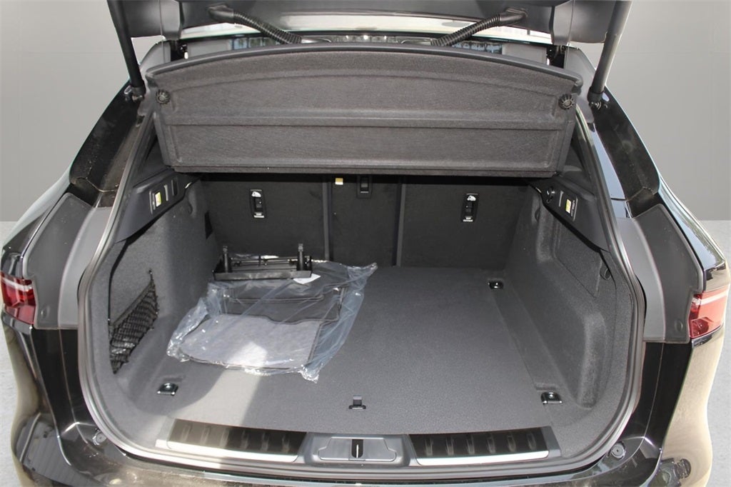 2026 Jaguar F-PACE P250 R-Dynamic S