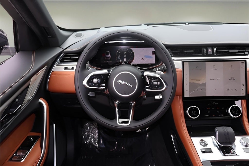 2026 Jaguar F-PACE P400 R-Dynamic S