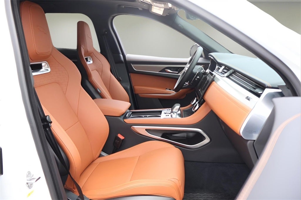 2026 Jaguar F-PACE P400 R-Dynamic S