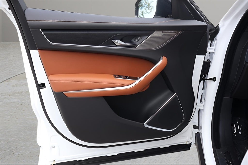 2026 Jaguar F-PACE P400 R-Dynamic S