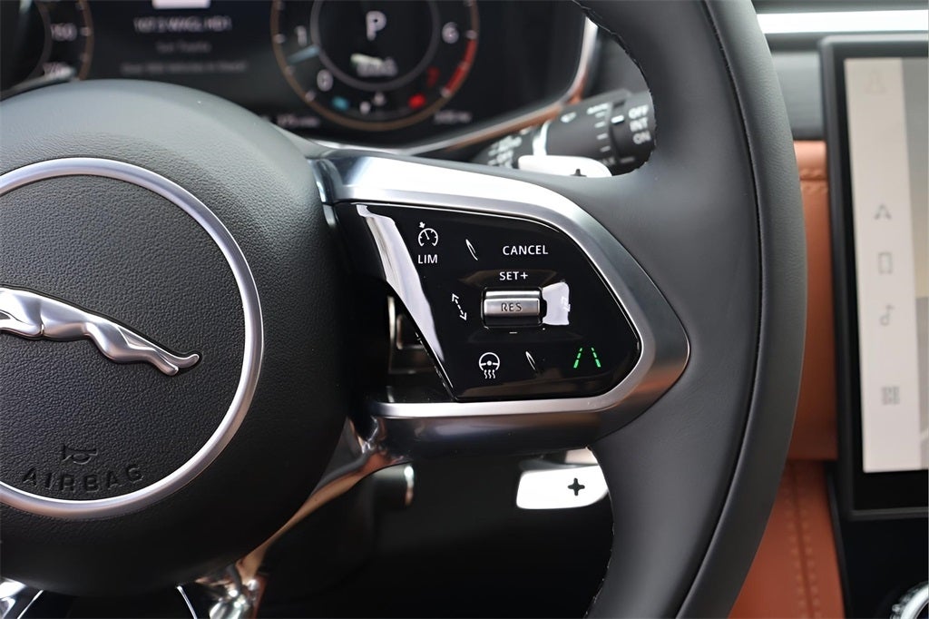 2026 Jaguar F-PACE P400 R-Dynamic S