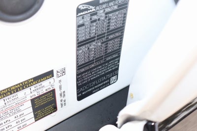 2026 Jaguar F-PACE P400 R-Dynamic S