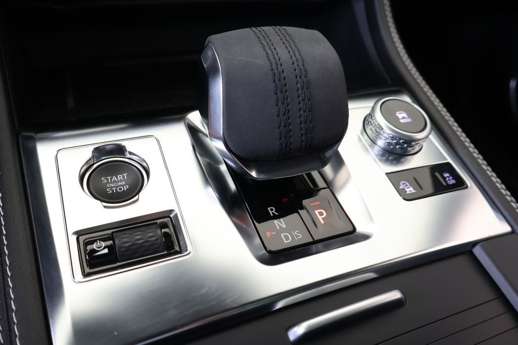 2024 Jaguar F-PACE P400 R-Dynamic S