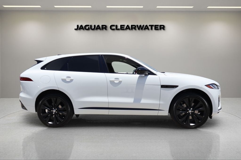 2024 Jaguar F-PACE P400 R-Dynamic S