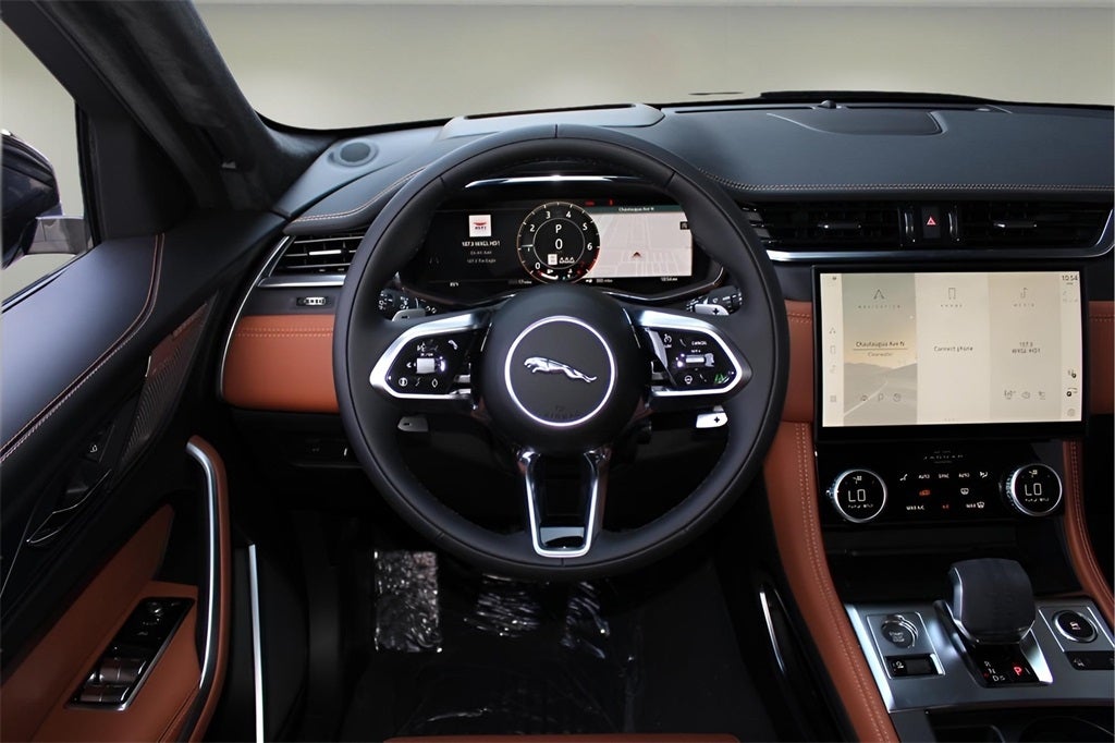 2026 Jaguar F-PACE P400 R-Dynamic S