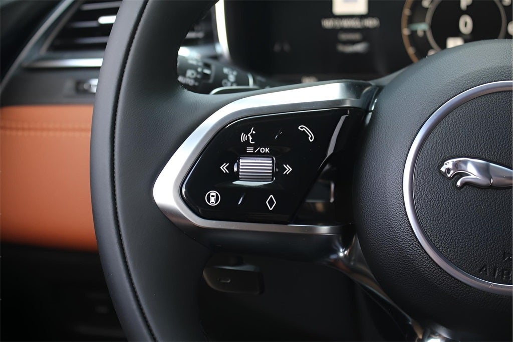 2026 Jaguar F-PACE P400 R-Dynamic S