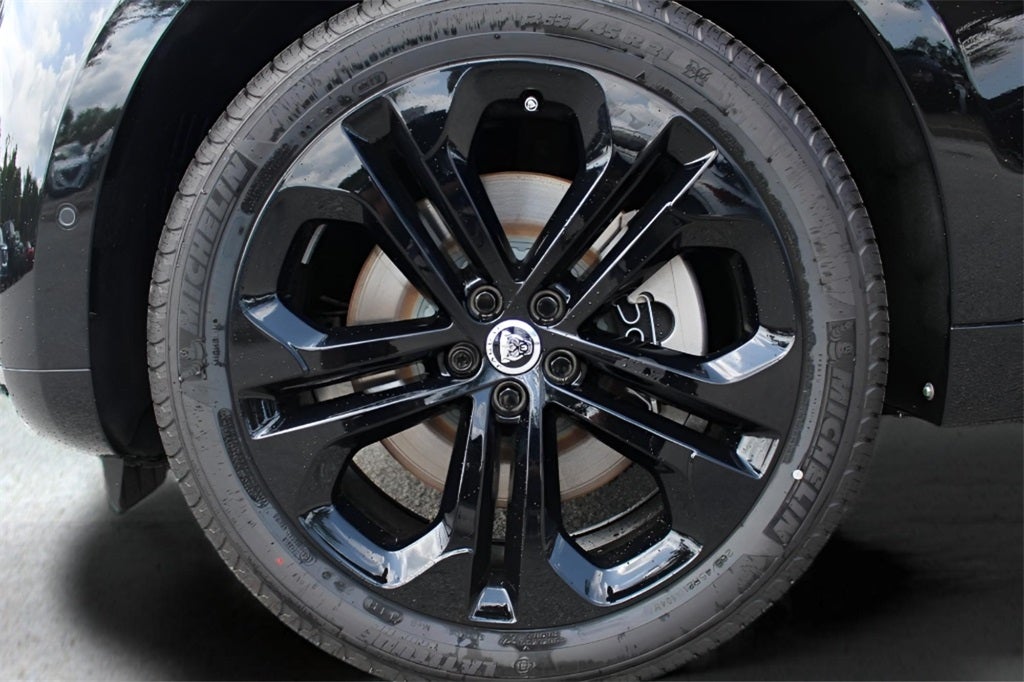 2026 Jaguar F-PACE P400 R-Dynamic S