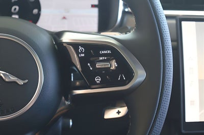 2026 Jaguar F-PACE SVR